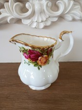Royal Albert Old Country Roses