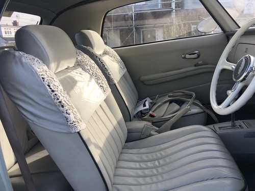 Rare nissan figaro - nissan, lace