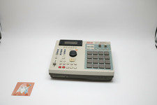 Akai mpc2000 drum machine - akai,