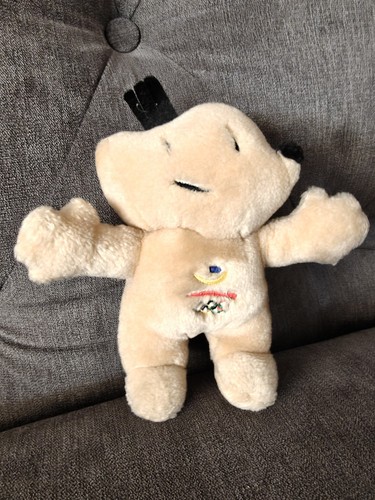 Small olympic mascot - small,