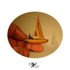 Minuscule Boat/very tiny