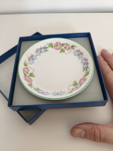 Royal worcester sauser - royal,