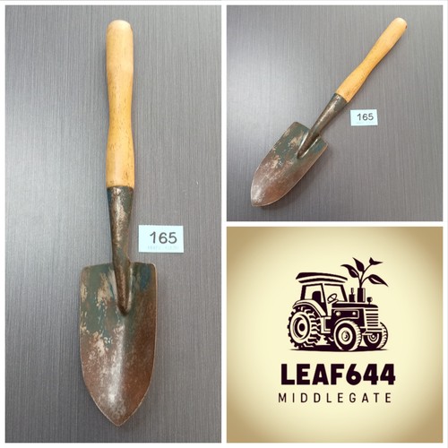 Vintage garden trowel old - vintage,