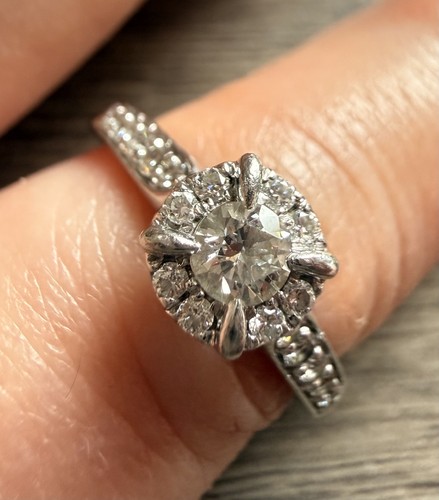 Beaverbrooks platinum diamond - beaverbrooks,