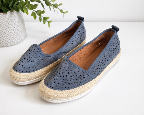 Womens size blue - size,