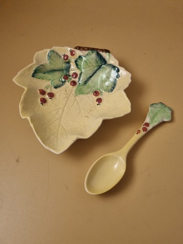 Vintage carlton ware - carlton, yellow