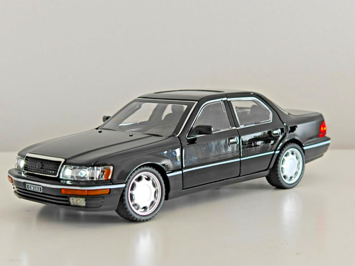Lexus ls400 diecast model - 1:24,