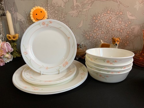Pyrex milk glass - with, peach