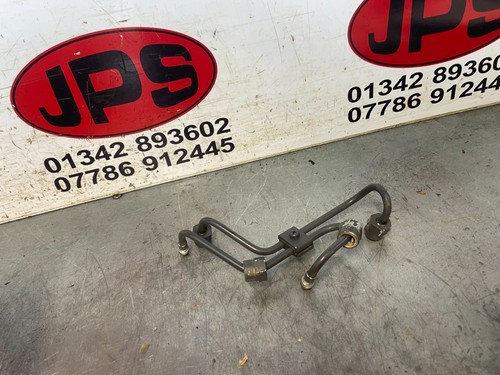 Pair injector pipes - of,