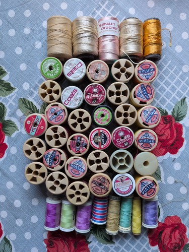 Mixed lot sewing - mixed, threads