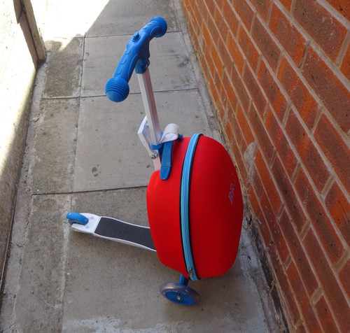 Red scooter 1 suitcase - red, 2-in-1