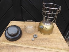 Vintage Tilley Lamp in used order .Has Pre-Heater.Good Tilley Pyrex 171 Glass (F
