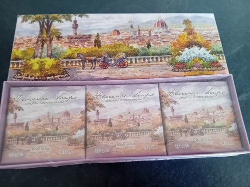 Vtg florence soaps boxed set - vtg, soaps,