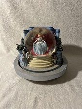 RARE Disney Store Cinderella So This Is Love Light Castle Music Snow Water Globe