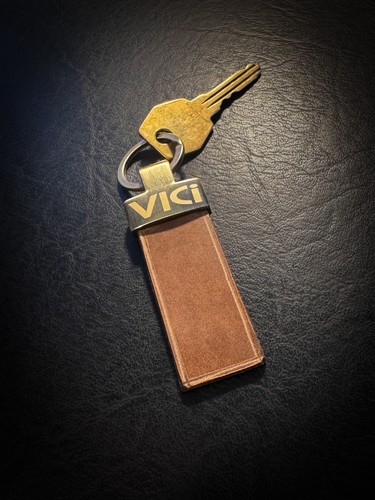 Horween chromexcel leather key - horween,