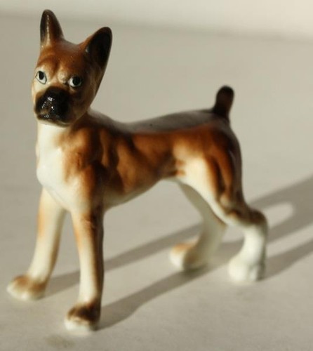 Boxer dog standing figurine - boxer,