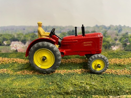 Dinky toys farm massey harris - dinky,