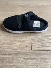 Nike Burrows Slippers Womens Black White Fleece Lined Slides Size 3.5 EU 36.5