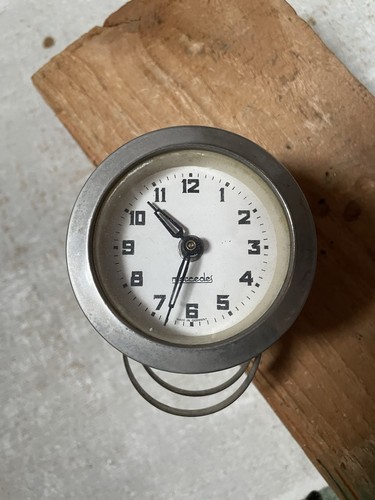 Mercedes inset clock - inset,