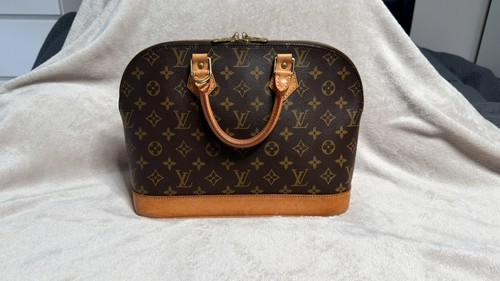 Louis vuitton hand bag - lv,