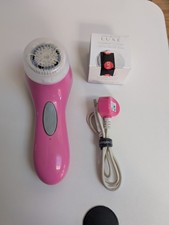 Clarisonic facial brush (used) with an original cashmere cleanse head (new)