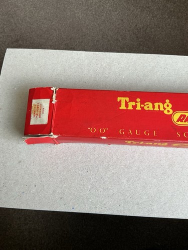 Tri ang railways r 132 - ang, r.132