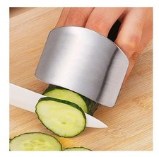 Adjustable Finger Guard for Cutting | Safe Cooking Accessory for Chefs