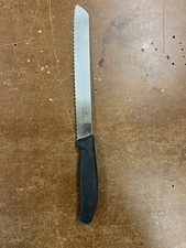 Victorinox Swiss Made Serrated