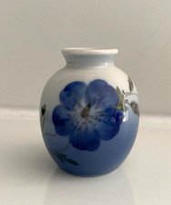 ROYAL COPENHAGEN Miniature Flower Vase  Ceramic China 2200. 1259 3 inch