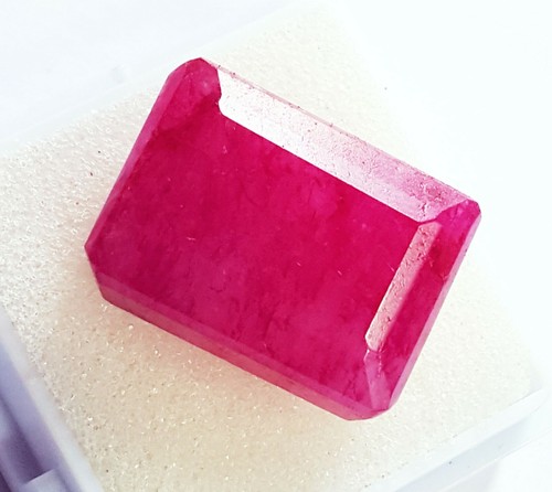 Natural red beryl - natural,