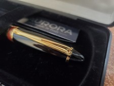 aurora ipsilon M fountain pen