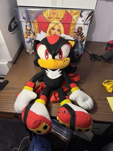 Sonic the hedgehog - shadow,