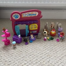 Smyths Toys Pet Home with