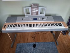 DGX-620 Portable Grand Piano - display screen not working