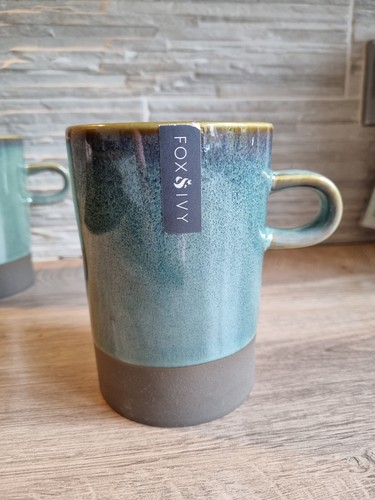 Fox and ivy - ivy, tall