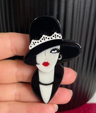 Fab 1920's Black Lace Hat Art Deco Style Lady Acrylic Costume Brooch - BN