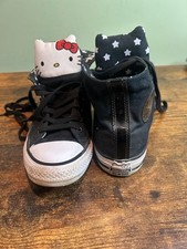 Converse x Hello Kitty