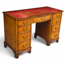 Vintage Burr Walnut Red