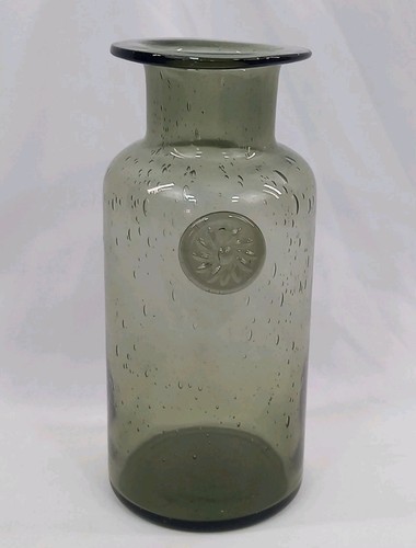 Vintage grey glass flower seal - grey,