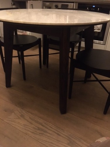 Round dining table - , grey