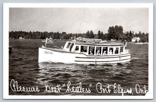 Pleasure boat restless - pleasure,