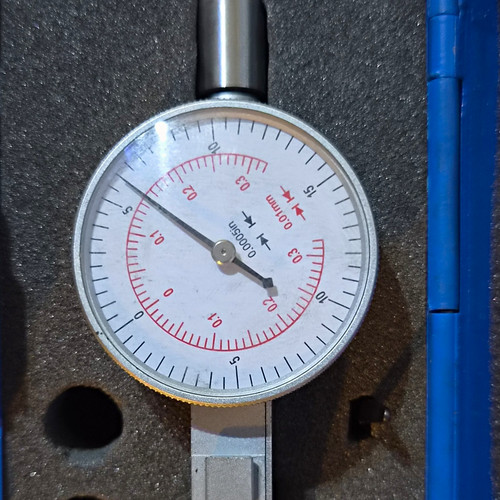 Metric dial test indicator - metric,