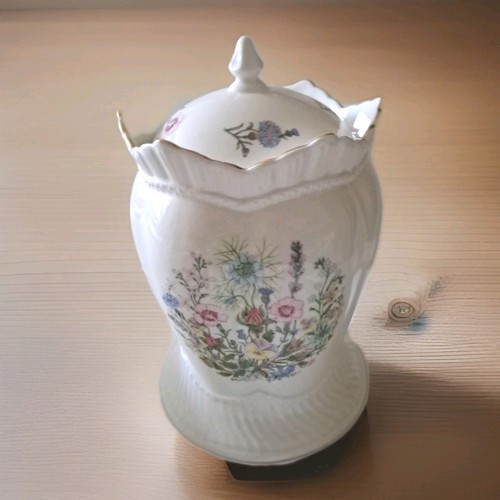 Large lidded aynsley - large,