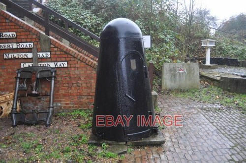 Photo air raid - ,