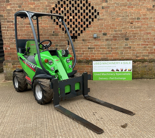 Avant loader just come - avant,