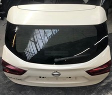 Nissan qashqai car boot - nissan,