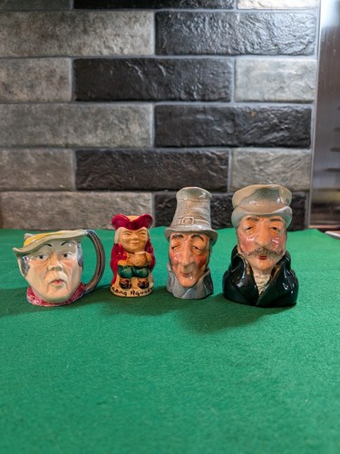 Miniature toby jugs - 4,