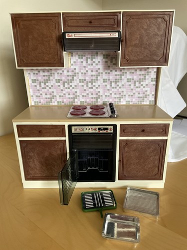 Vintage sindy doll kitchen - vintage,
