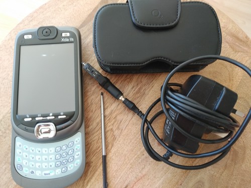 Xda iis mobile phone pocket - o2,