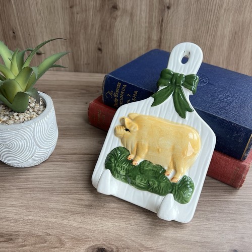 Country kitchen pig wall - pig,